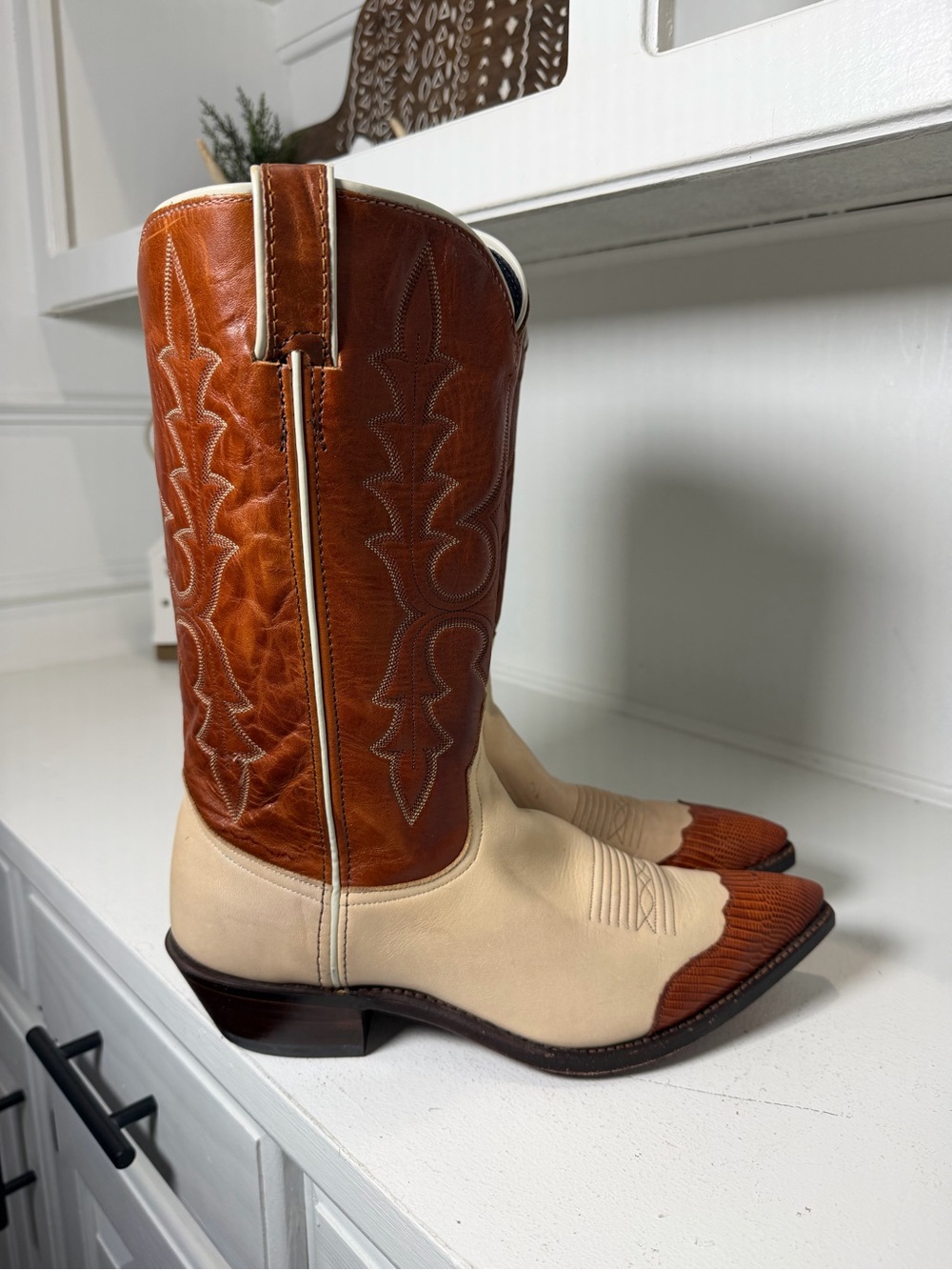 Two-Tone Brown and Cream Women's Western Heeled Boots - Picture 6 of 12
